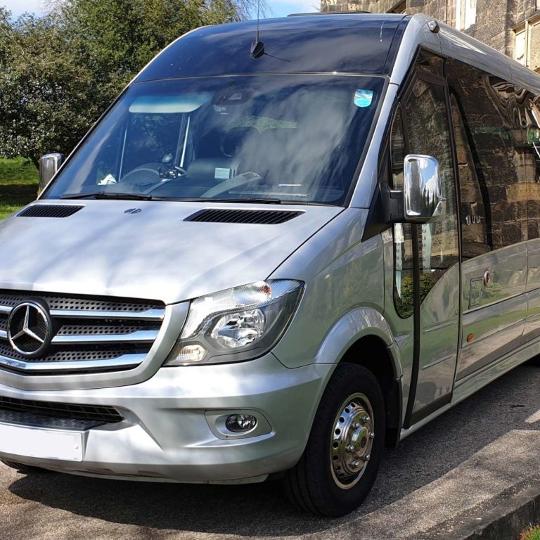 Mini Bus Dingwall